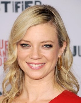 Amy Smart Photo