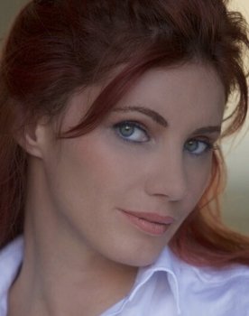 Лора Резникова
