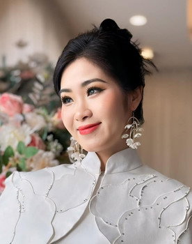 Hà Myo as Self - Guest