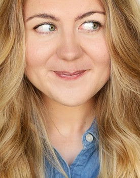 Prudence Vindin as Liz