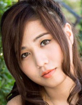 Jinatcha Maneesriwong