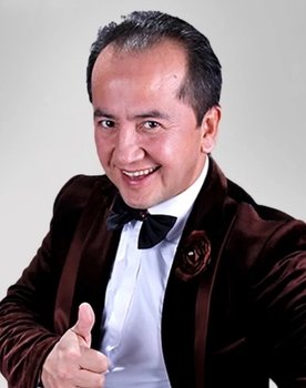 Valijon Shamsiyev as Qush