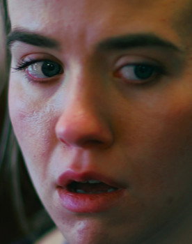 Callie Weitzel-Dawes as Emma