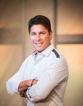 Raymond Arrieta