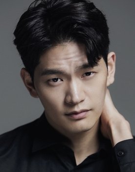 Kang Sang-jun as Park Joon-young