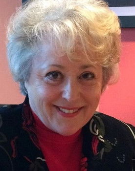 Michèle Command as Catherine d'Aragon