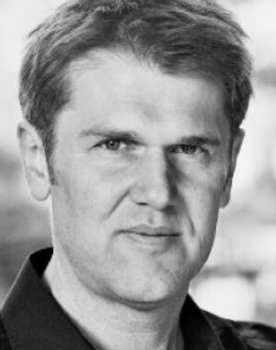 Jeff Mash as Mr. Wright