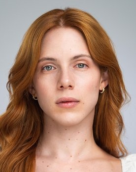 Filippa Kaye as Hofdame