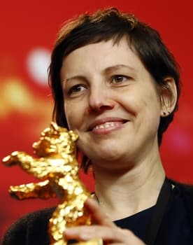 Adina Pintilie as Adina