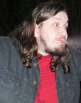 Thomas Huck as Robert Hie