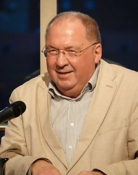 Reiner Stach as Self