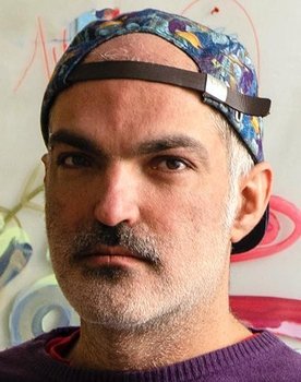 Nariman Farrokhi as Nariman