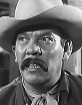 José Chávez as 