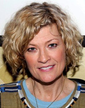 Dana Wheeler-Nicholson as Lori Peterson