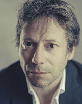 Mathieu Amalric as Julien