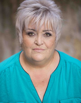 Isabella Merafino as Sandra