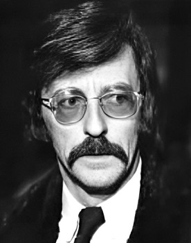 Henri Virlogeux as Capitaine Colette/Le capitaine Colette