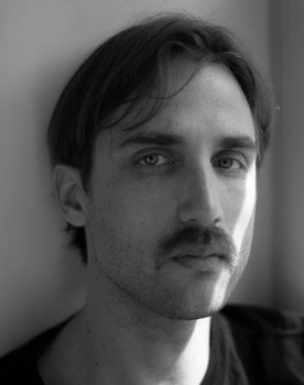 Kaarle Toivanen as Office clerk