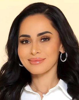 Muzlefa Sozahdah as Self