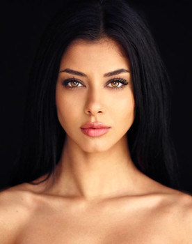 Yılşen Nur Özdemir as 