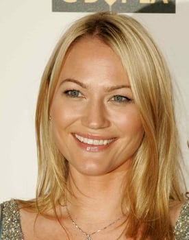 Sarah Wynter as Michelle Kelly