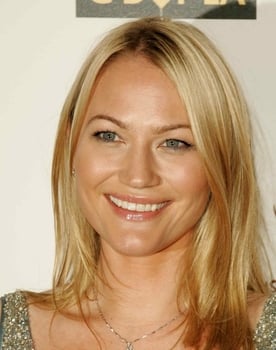 Sarah Wynter