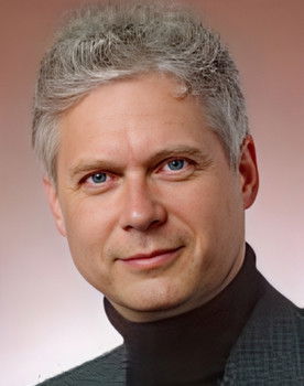 Graeme MacQueen as Self (researcher, scholar, activist)