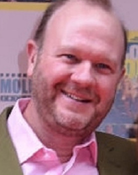 Steven Nesbit as Wallace