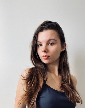 Gabrielle Andres as Lily