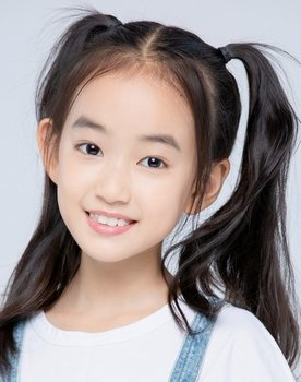 Xing Yun Jia as 江露