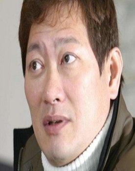 Huang Chung-Yu as Demon King