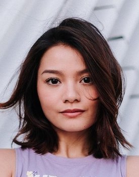 Xenia Tan