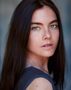Sarah J. Bartholomew as Piper