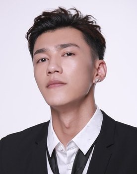 Li Cenyi