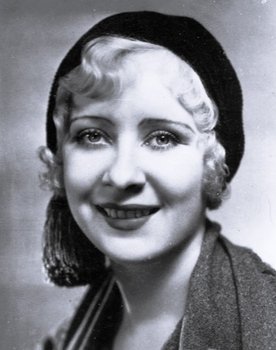 Gwen Lee