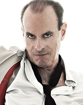 Ney Matogrosso as Bernardo