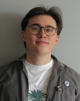 Daniele Pieroni as Francis (Voice)