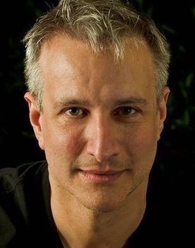 Bronson Pinchot