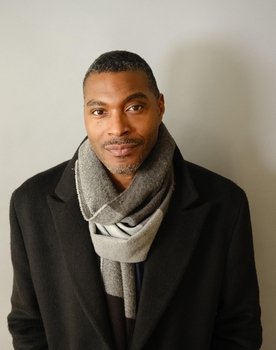 Patrick Haye as Manager