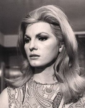 Rosanna Yanni as Rosanna