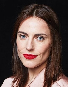 Antje Traue as Alina