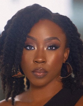 Beverly Naya