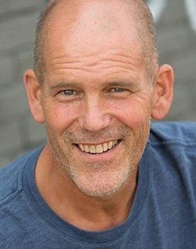 Bates Wilder as George Wilder