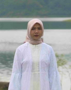 Irma Melinda as Mar