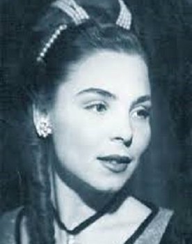 Dafni Skoura