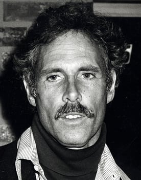 Bruce Dern as Claude