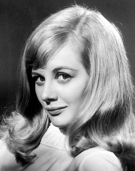 Shirley Knight Photo