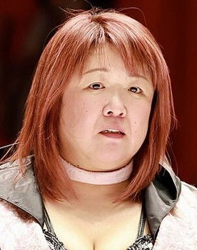 Tomoko Watanabe as Tomoko Watanabe