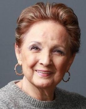 Rudy Hernández as Isabel