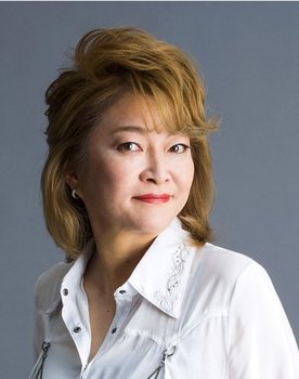 Yumi Kawamura as 